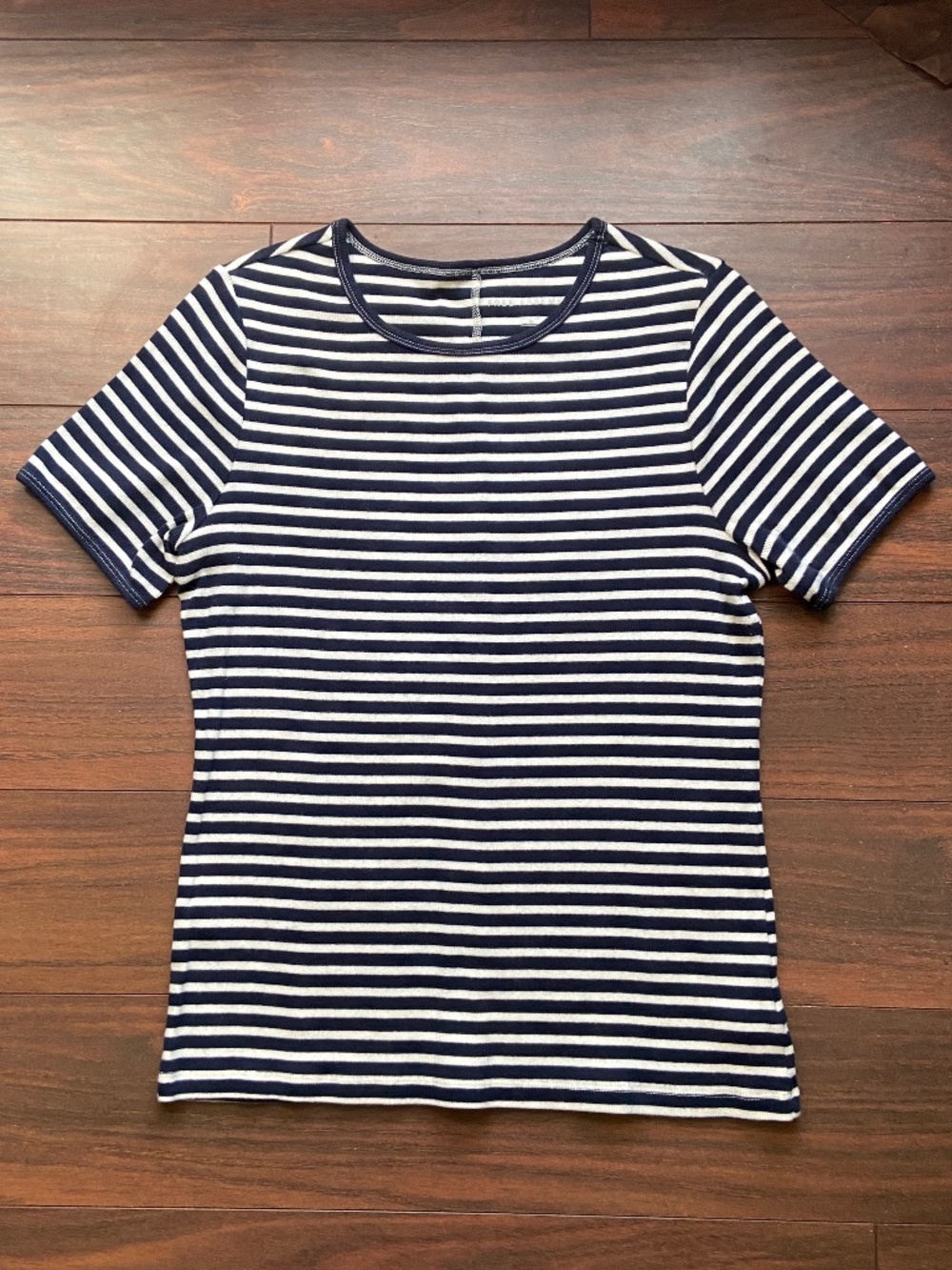 FREE ASSEMBLY Striped Blue/White Tee Ribbed Cotton Spandex XL